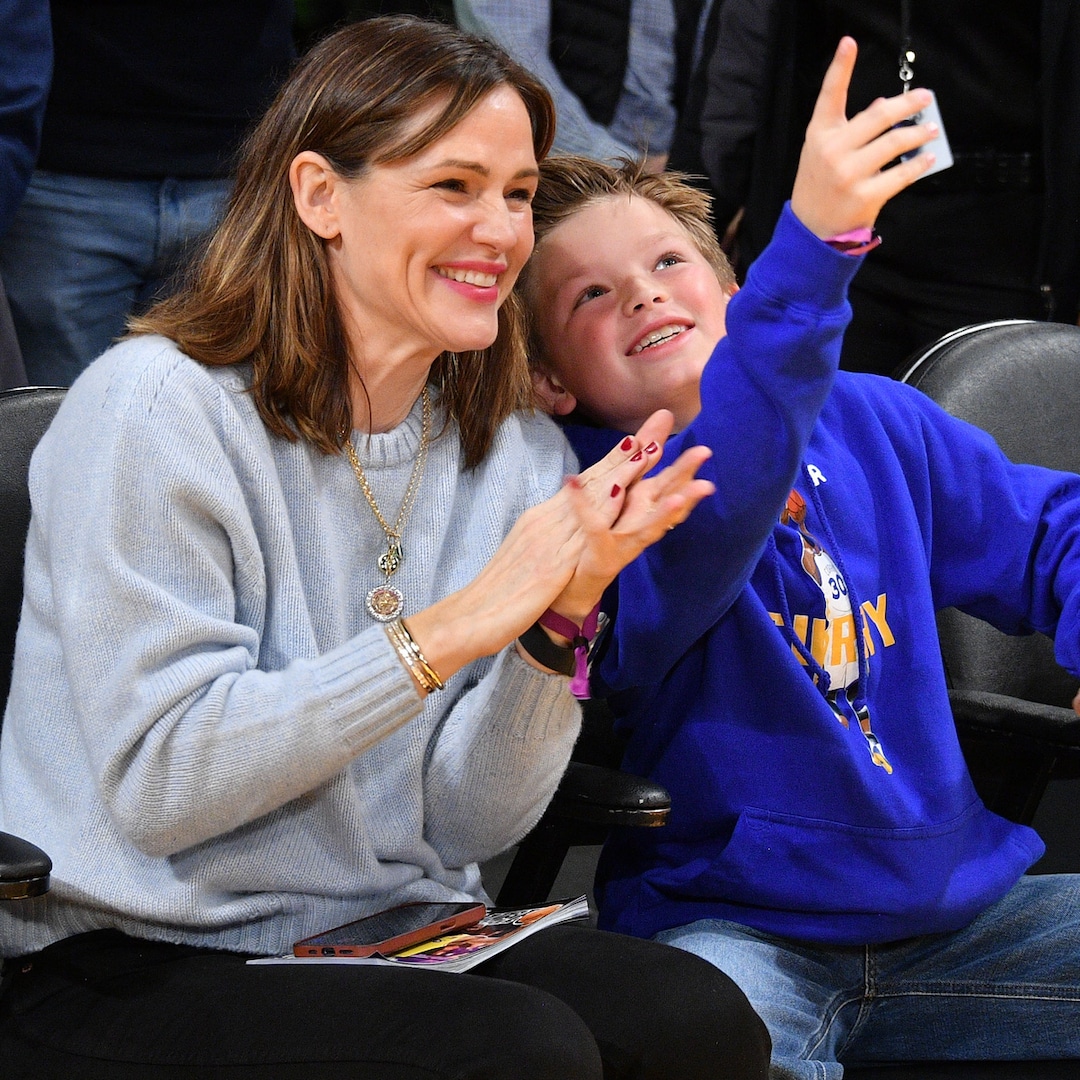 How Jennifer Garner Earns “Cool Points” With Son Samuel